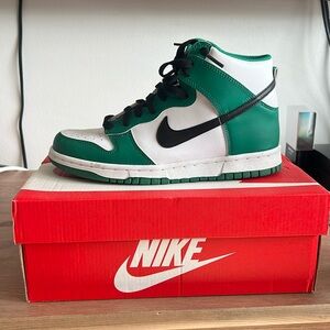 Nike Dunk High ND GS OG size 6 Youth/ 7.5 women